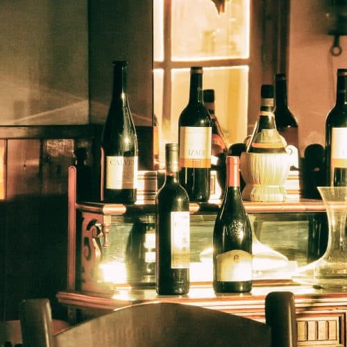 Cantine dei casinò stranieri – com’è bere vino in un casinò?