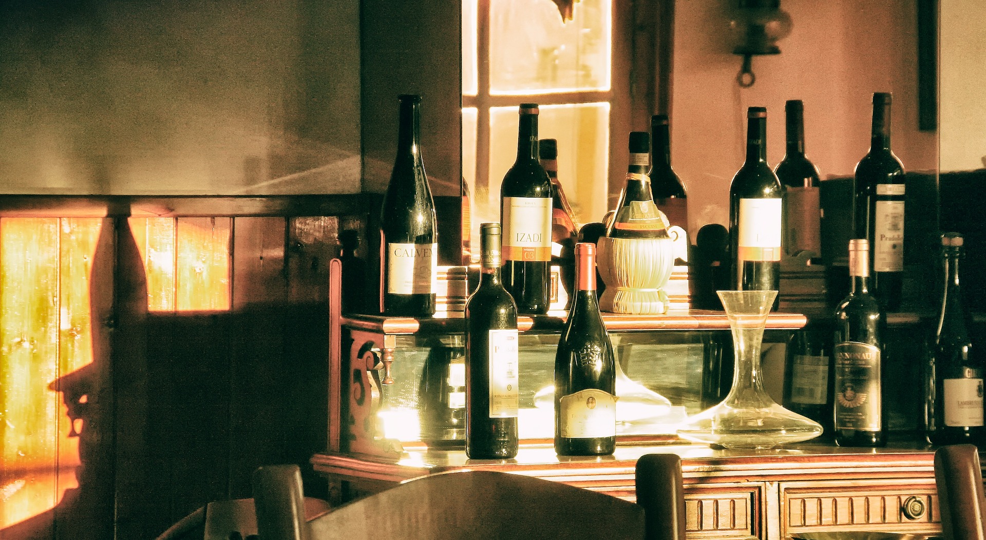 Cantine dei casinò stranieri – com’è bere vino in un casinò?
